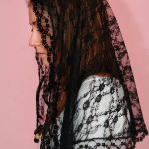 Traditional lace mantilla (patterns may vary)-0