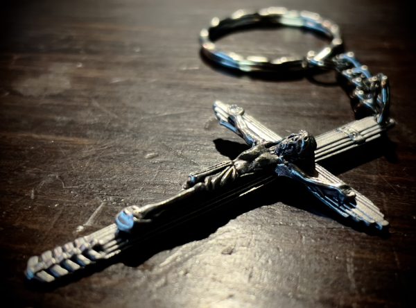 Keyring crucifix